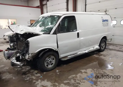 2015 GMC Savana 2500 Work Van из США, поврежденный, VIN 1GTW7FCF5F1904423